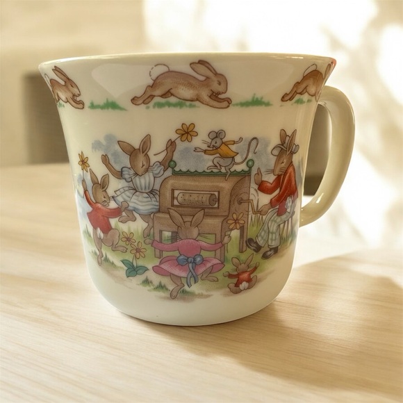 Vintage 1984 Royal Doulton Bunnykins Set - Picture 2 of 9